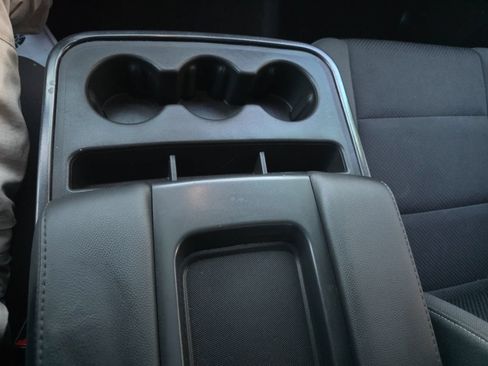 Used 2018 Chevrolet Silverado 1500 LT w/ All Star Edition RWD image 39
