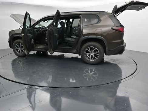Used 2025 GMC Acadia AT4 AWD/4WD image 28