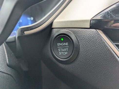 Used 2022 Ford Escape SEL w/ Technology Package image 20