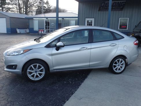Used 2019 Ford Fiesta SE w/ Equipment Group 201A FWD image 14