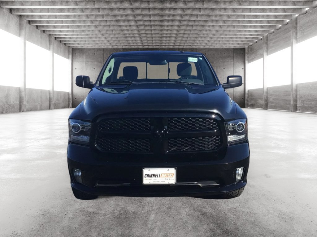 Used 2015 RAM 1500 Express w/ Black Ram 1500 Express Group AWD/4WD image 2