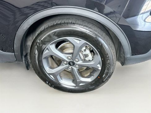 Used 2025 Ford Escape ST-Line FWD image 11