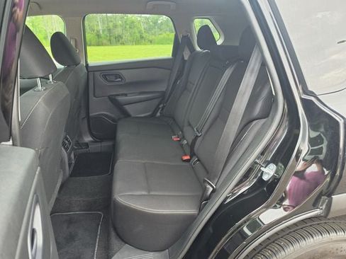 Used 2024 Nissan Rogue S AWD/4WD image 7