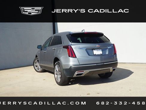 Certified 2025 Cadillac XT5 Premium Luxury image 5