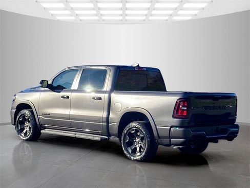 New 2026 RAM 1500 4x4 Crew Cab image 3