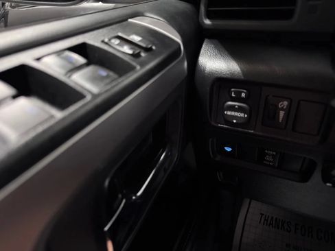 Used 2015 Toyota 4Runner SR5 RWD image 22