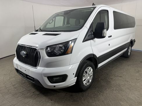 Used 2024 Ford Transit 350 XLT RWD image 3