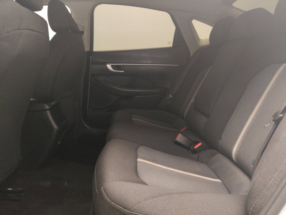 Used 2021 Hyundai Sonata SEL w/ Winter Weather Package FWD image 18