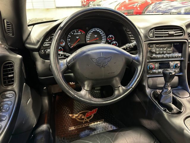 Used 2004 Chevrolet Corvette Convertible w/ Preferred Equipment Group RWD image 7