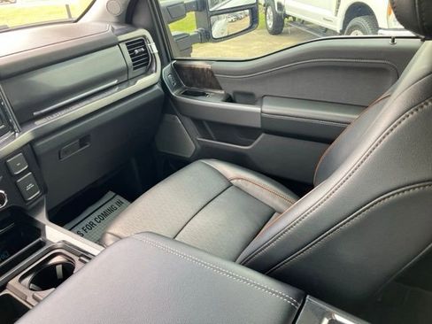 Used 2025 Ford F250 Lariat w/ Chrome Package AWD/4WD image 21