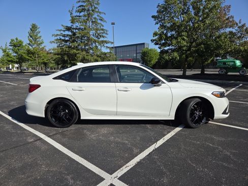 Used 2024 Honda Civic Sport image 24