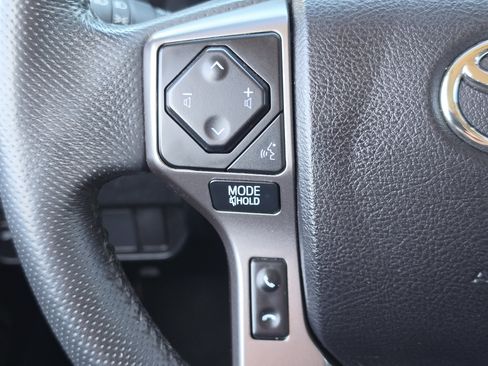 Certified 2021 Toyota Tacoma SR5 image 16