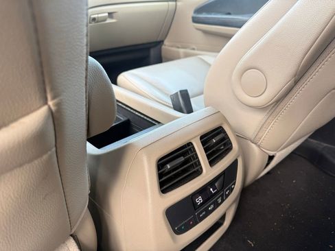 Used 2018 Honda Pilot EX-L image 13