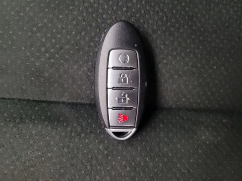 Used 2020 Nissan Murano SV image 32