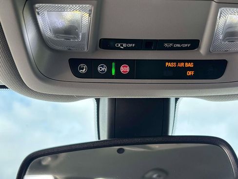 Used 2019 GMC Terrain SLE w/ Driver Convenience Package image 28