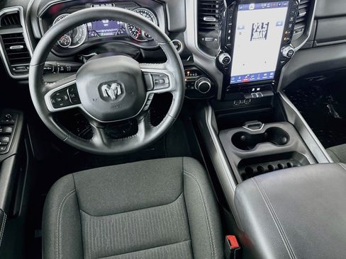 Used 2022 RAM 1500 Big Horn AWD/4WD image 5