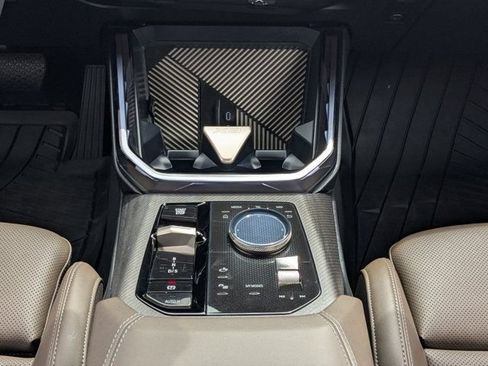 Used 2025 BMW X3 xDrive30i w/ Convenience Package AWD/4WD image 19