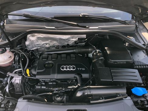 Used 2018 Audi Q3 2.0T Premium Plus AWD/4WD image 17