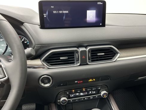 New 2025 MAZDA CX-5 Signature image 18