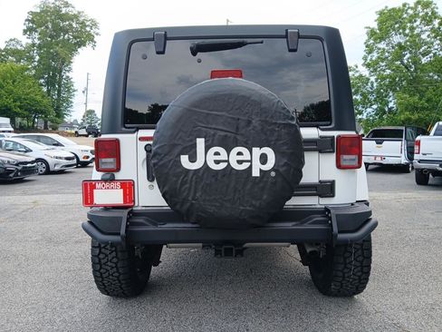 Used 2018 Jeep Wrangler Unlimited Sport AWD/4WD image 7