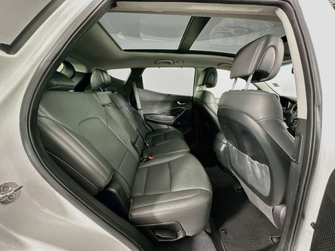 Used 2018 Hyundai Santa Fe Sport w/ 2.0T Ultimate Tech Package 05 AWD/4WD image 29