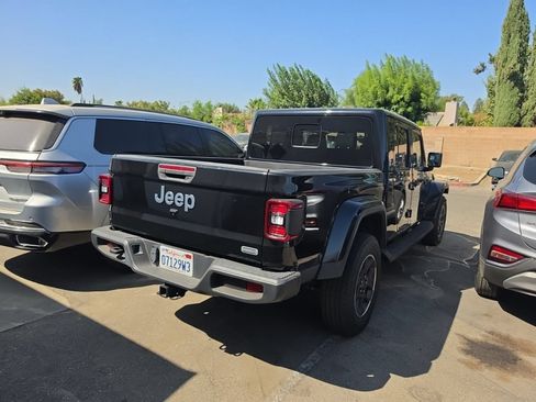 Used 2022 Jeep Gladiator Overland w/ Popular Equipment Package AWD/4WD image 3