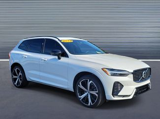 Used 2022 Volvo XC60 B5 R-Design w/ Protection Package Premier FWD video 2