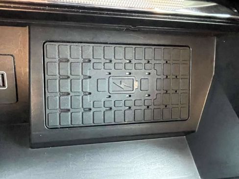 Used 2025 Ford F150 Raptor AWD/4WD image 25