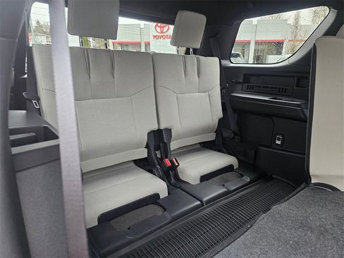 New 2026 Toyota 4Runner SR5 image 13