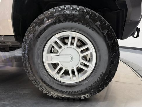 Used 2007 HUMMER H3 AWD/4WD image 7