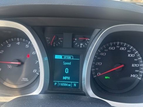 Used 2017 Chevrolet Equinox LS image 13