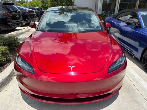 Used 2024 Tesla Model 3 RWD image 2