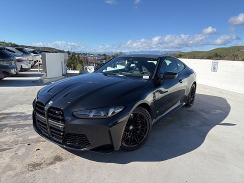 Used 2026 BMW M4 Competition w/ Executive Package image 3