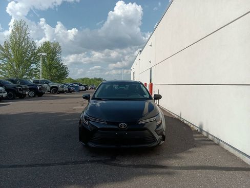 Certified 2024 Toyota Corolla LE FWD image 4