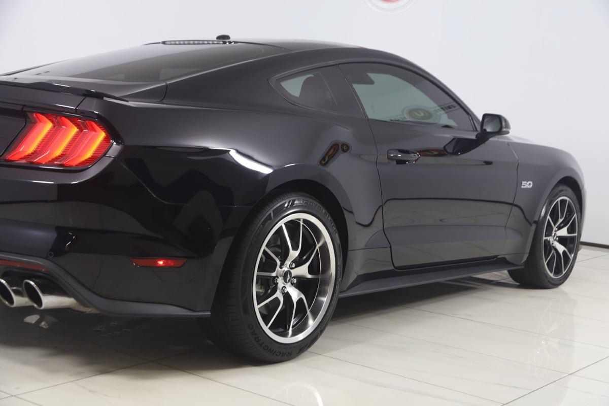Used 2019 Ford Mustang GT Premium w/ Equipment Group 401A RWD image 47