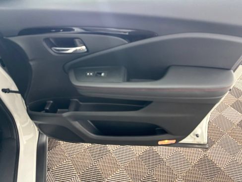 Used 2022 Honda Pilot Black Edition image 21