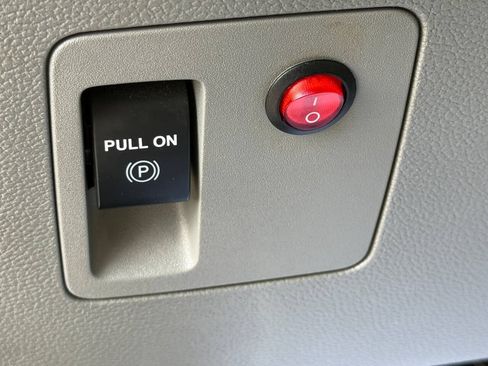 Used 2020 Ford F150 XL w/ Equipment Group 101A Mid AWD/4WD image 18