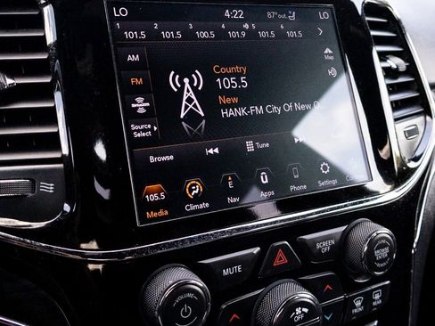 Used 2020 Jeep Grand Cherokee Limited w/ Luxury Group II image 13