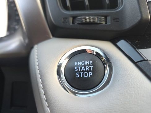 Used 2018 Toyota RAV4 XLE image 22