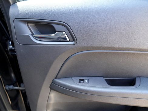 Used 2017 GMC Terrain SLT w/ Open Road Package image 24