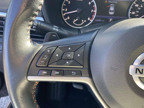 Used 2022 Nissan Altima 2.5 SR image 19