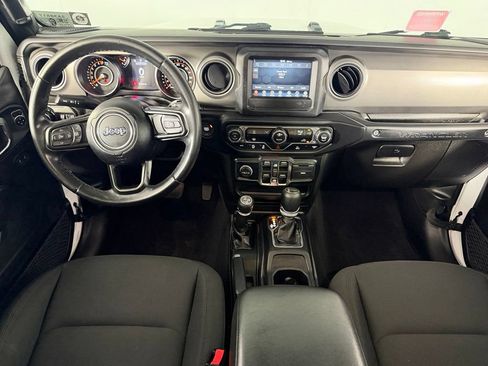 Used 2022 Jeep Wrangler Unlimited Sport AWD/4WD image 14