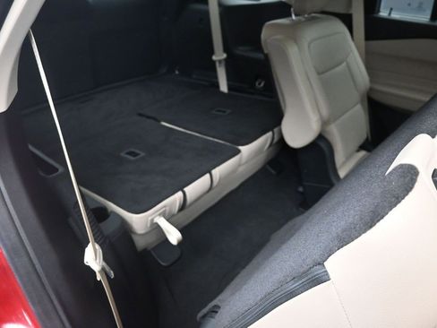 Used 2020 Ford Explorer Limited image 28