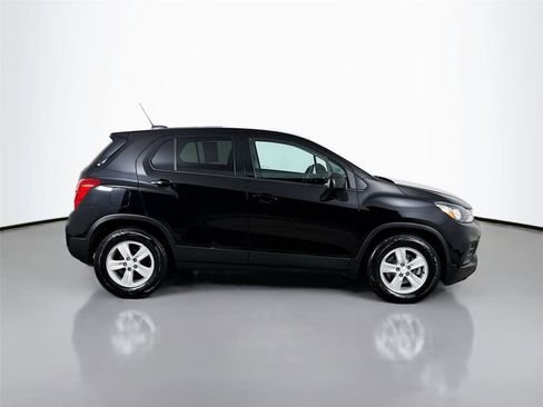 Used 2020 Chevrolet Trax LS w/ Tint and Cruise Package image 10