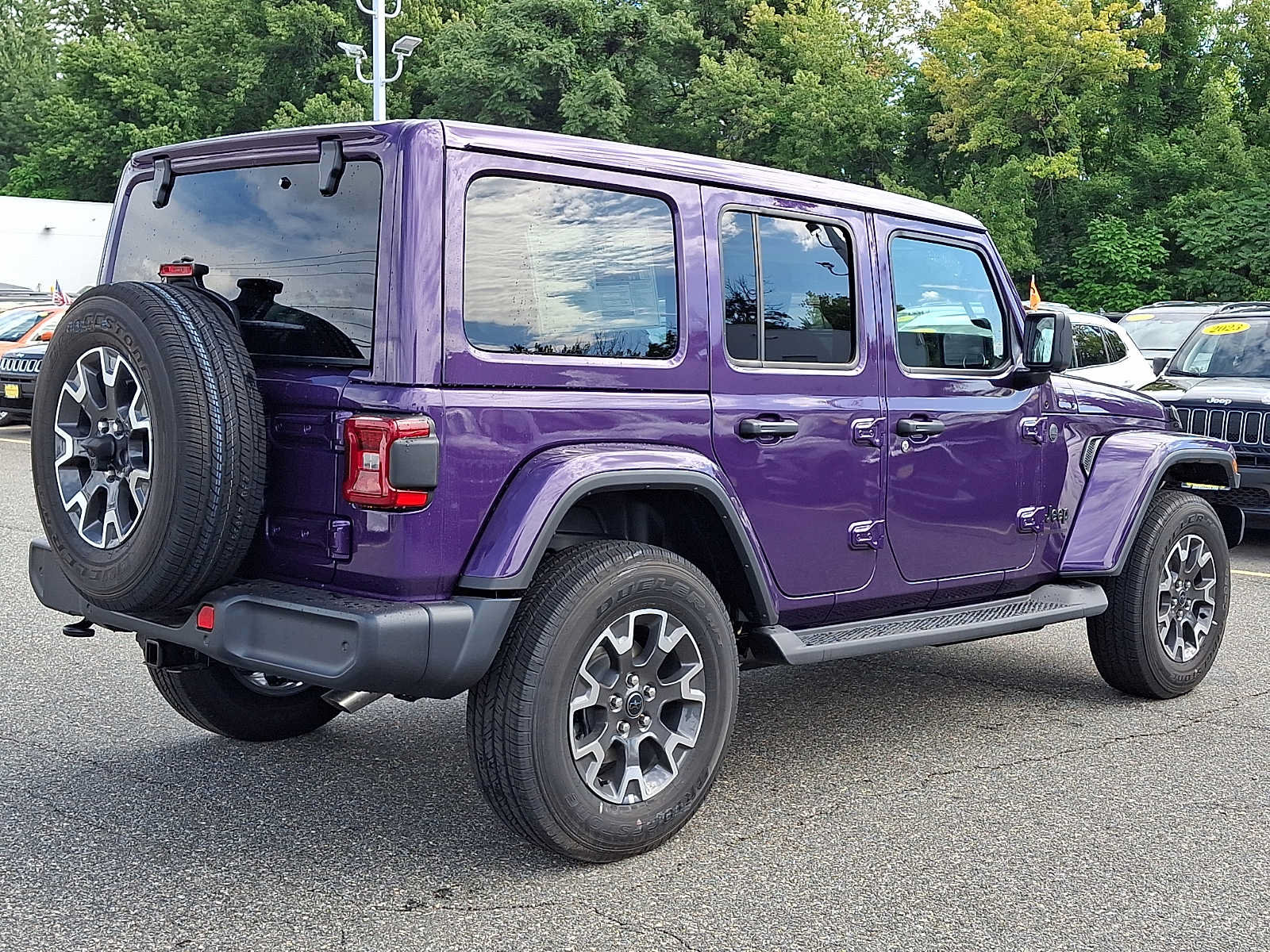 New 2026 Jeep Wrangler Unlimited Sahara AWD/4WD image 4