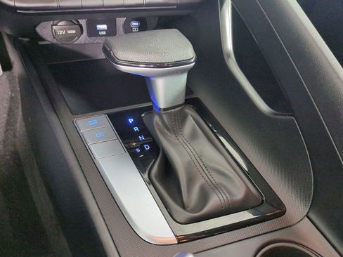 Used 2024 Hyundai Elantra SEL FWD image 20