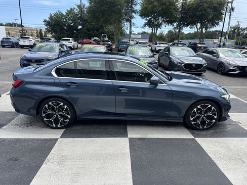 Used 2025 BMW 330i Sedan RWD image 3