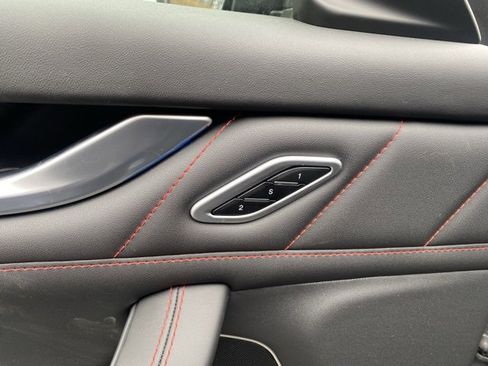 New 2024 Maserati Levante Modena Ultima image 17