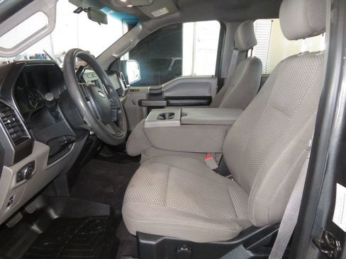 Used 2018 Ford F150 XLT AWD/4WD image 17