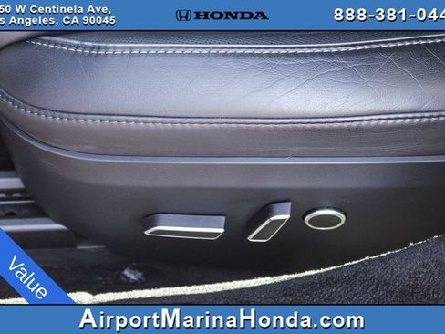 Used 2021 Tesla Model S Plaid image 21